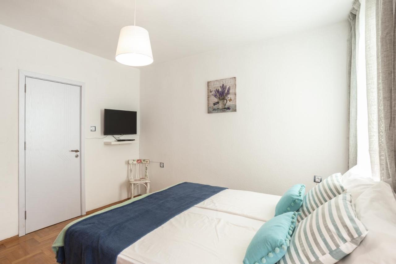 Sea Apartment Colours Burgas Extérieur photo